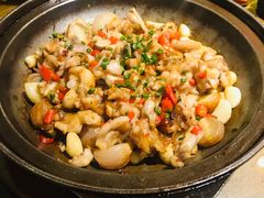 霹雳娇娃-爱啤精酿·民谣酒馆(滨江店)