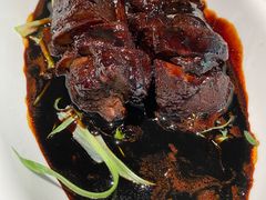 招牌焦糖黑叉烧-维园悦谱·海派家常菜(乌鲁木齐南路店)
