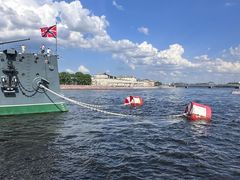 -阿芙乐尔号巡洋舰