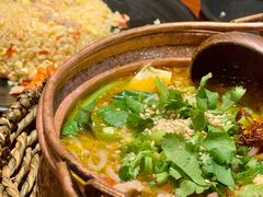 铜锅米线-麒麟风烤牛肉·云南烧烤小排档(丹凤街店)