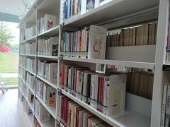 -广州市白云区图书馆