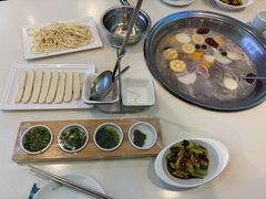 -313羊庄·铁锅烀羊肉·烧烤(草桥店)