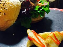 黑胡椒汉堡-HIGH FIVE哈福手工汉堡(桂林路店)