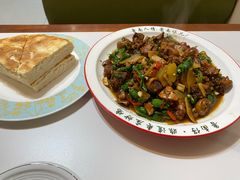 -鲁南仔·滕州炒鸡(经三路店)