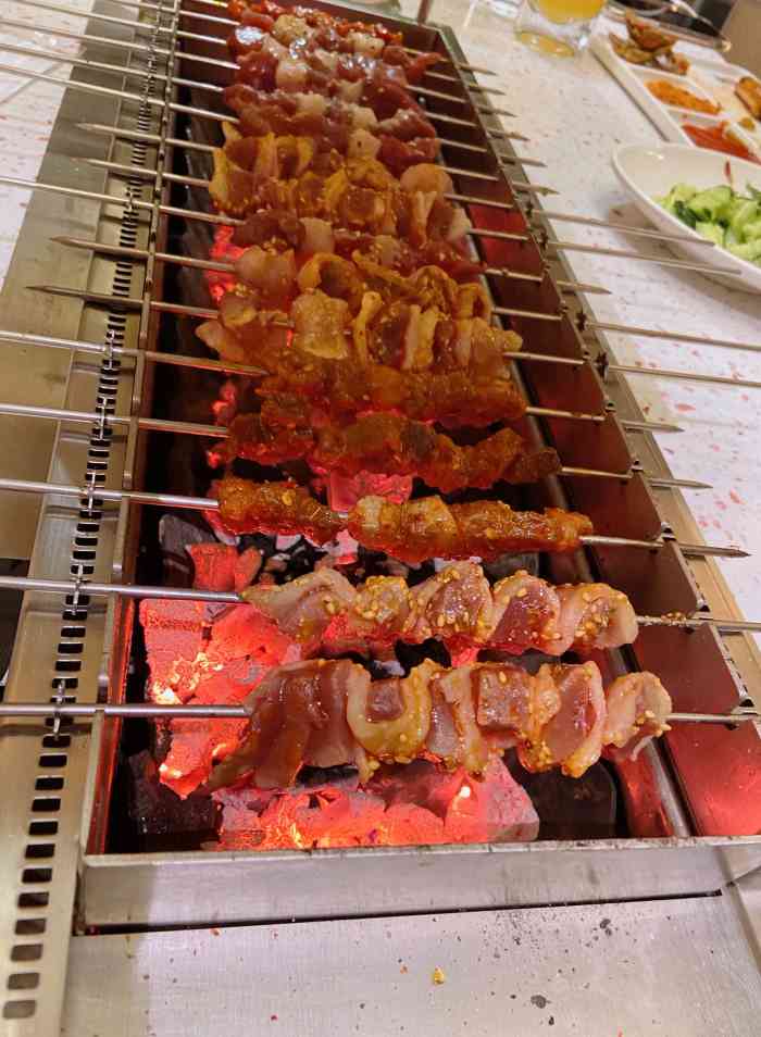 牛哄哄烤小串(黄村店)-"假期约了朋友一起下馆子撸串,点评上看到这.