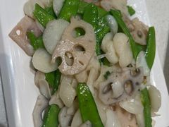 -香港新发烧腊茶餐厅(水围店)