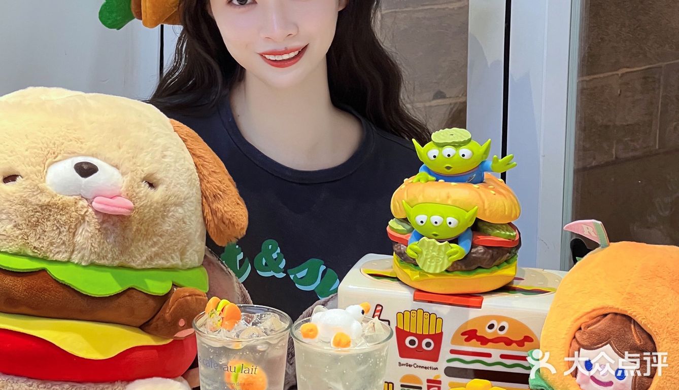 在济南提前过六一[礼花]汉堡小店可爱薯了🍔