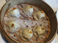 蟹粉小笼包-绿波廊(豫园店)