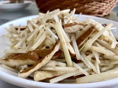 -天乐农家鱼头王(天目湖店)