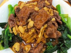 -鹏城人家海鲜酒家·23年老字号(较场尾店)