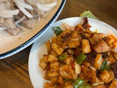 -百羊手抓肉(江苏东路店)