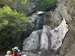 -官滩沟风景区
