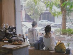 -You’ll see coffee 咖啡