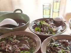 -大众跷脚牛肉馆·非遗传承单位(峨眉山店)