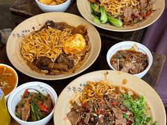 -方铲铲·成都板凳面(滨江银泰店)