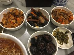 -功德林(南京西路店)