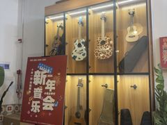 -小先生琴行(科园路店)