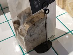 -Dough&Joe团憩(瑞虹天地月亮湾店)