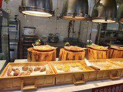 -新艺自助美食城(中山路店)