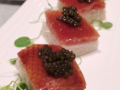 鱼子酱烤鸭-悦融琥珀·京鲁菜·海味珍品(西单店)