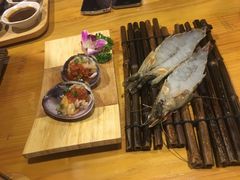 -炙忧烤肉屋(中国铁建广场店)