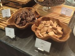 -圣丰索菲特·2 On 988 Café 自助餐厅