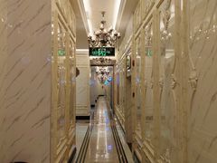 -皇马纯KTV·量贩·聚会(民治店)