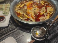 -老船舫·现做活鲜鱼馆(东郊记忆店)