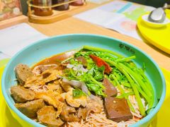 顺化辣味牛肉卤水捞檬-蔡澜Pho·越南粉餐厅(海上世界店)