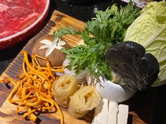 牛肉虫草花涮涮锅-上井料理黑金店(IFS国金中心店)