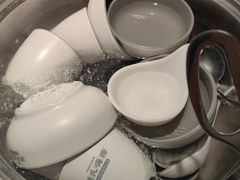 -洪氏嗨捞·广东猪肚鸡·椰子鸡火锅(西咸万象城店)