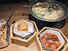 -蜜桃餐厅·伴山(湖滨商业街店)