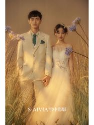 -雪中彩影婚纱摄影·微光艺术中心