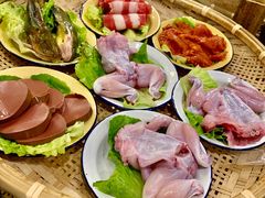 一只牛蛙-龙奎老牛市井火锅