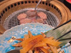 -山川小町·极番烧肉(新地假日广场店)