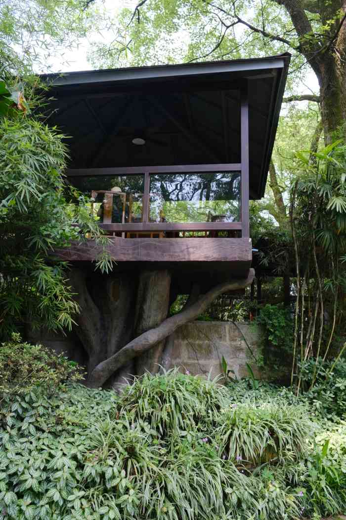 苓茏苑风景区-"距离主城一个小时的距离,也许礼拜六的原因.