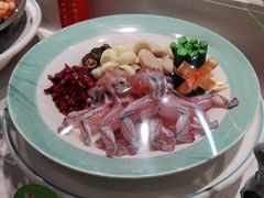 -有红鸡毛店·川菜(建设路店)