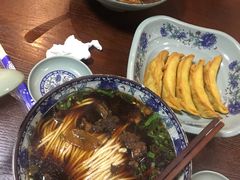 -老新隆牛肉锅贴(新街口店)