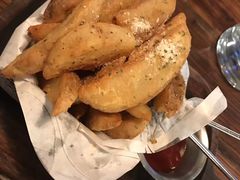 -I HOLIC艾豪丽披萨(KKone店)