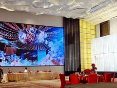 -上海宝华万豪酒店