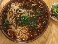 -三好食堂(煎饺·馄饨·肉饼米线·盛世广场店)