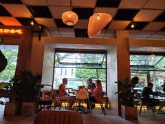 -岔巴精酿啤酒餐吧(南屏街店)