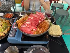 部队锅-MI WU FACTORY米屋美食工厂餐厅(绿地店)