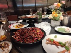 -麻六记(凤凰汇店)