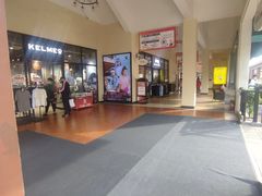 -王府井奥莱临潼小镇(临潼店)