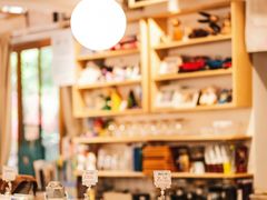 -猫的天空之城概念书店(束河店)