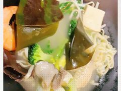 -万记麻辣烫国展总店