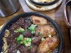 -老东镇啤酒屋海鲜加工·蒸汽海鲜·海鲜烧烤(台东店)