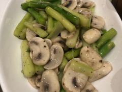 -楚山晓·湖北菜(武汉光谷K11店)