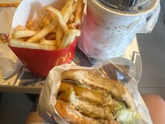 -麦当劳(朝阳路得来速店)